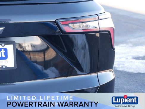 Used 2026 Chevrolet Equinox LT image 6