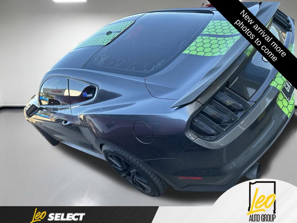 Used 2017 Ford Mustang GT Premium w/ GT Performance Package RWD image 2