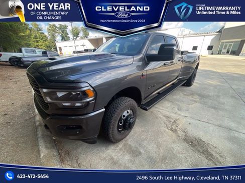Used 2024 RAM 3500 Laramie w/ Night Edition AWD/4WD image 1