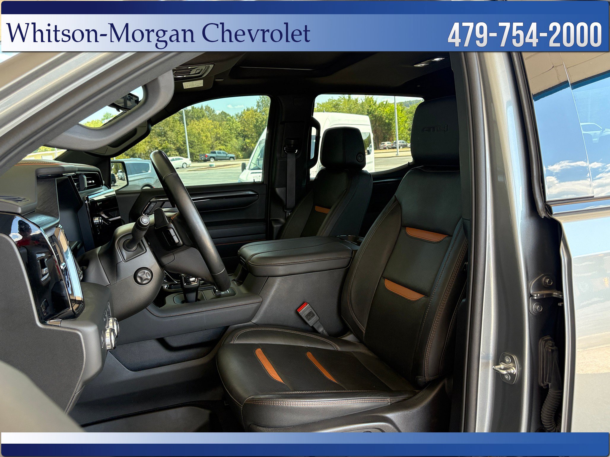 Used 2024 GMC Sierra 1500 AT4 w/ Technology Package AWD/4WD image 9