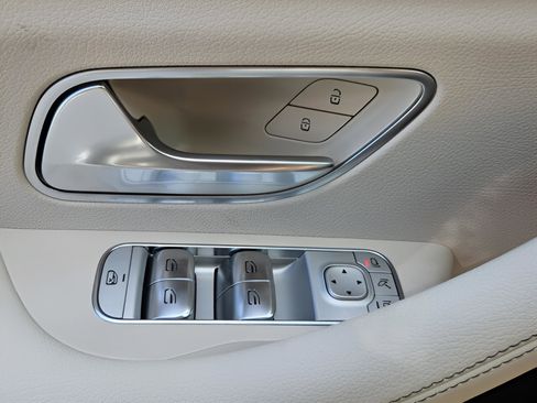 New 2026 Mercedes-Benz GLE 450 4MATIC image 23