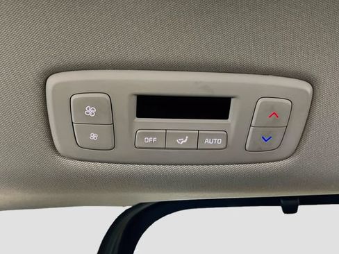 Certified 2023 Kia Carnival EX FWD image 26