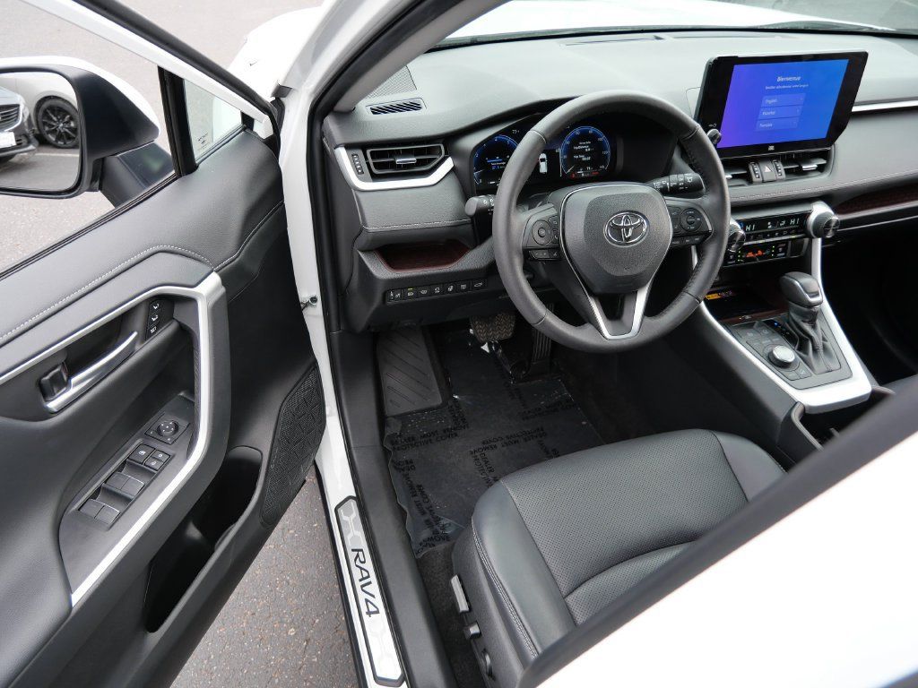 Used 2023 Toyota RAV4 Limited AWD/4WD image 10