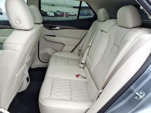 Certified 2022 Buick Envision Avenir w/ Technology Package II AWD/4WD image 17