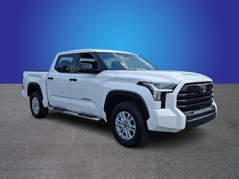 Used 2024 Toyota Tundra SR5 w/ SR5 Convenience Package AWD/4WD image 3