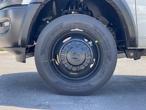 New 2025 RAM 5500 Tradesman image 10