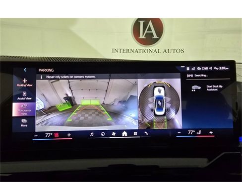 New 2025 BMW 530i xDrive w/ Premium Package image 15