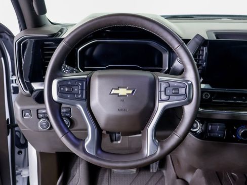 Used 2025 Chevrolet Silverado 1500 LT w/ Protection Package AWD/4WD image 16