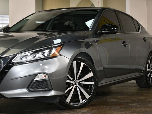 Used 2020 Nissan Altima 2.5 SR w/ Premium Package FWD image 54