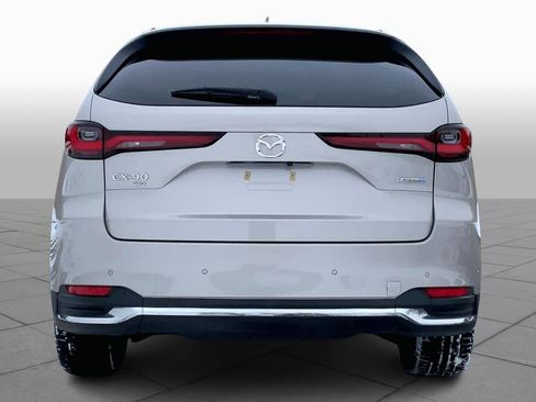 Used 2024 MAZDA CX-90 Plug-In Hybrid w/ Premium Pkg image 5