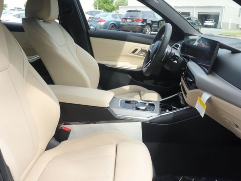 New 2026 BMW 330i Sedan w/ M Sport Package RWD image 18