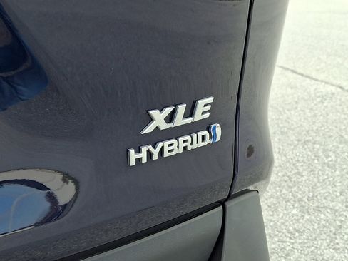 Certified 2023 Toyota RAV4 XLE w/ Convenience Package image 32