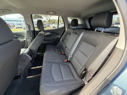 Used 2024 GMC Terrain SLE image 30