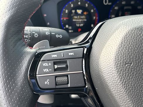 Used 2025 Acura ADX A-Spec image 19