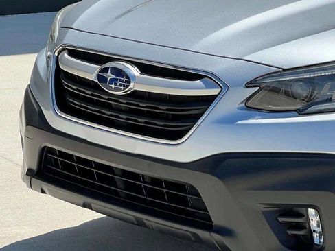 Used 2020 Subaru Outback Premium w/ Popular Package #1 AWD/4WD image 34