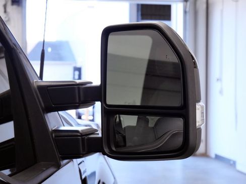 Used 2022 Ford F250 Lariat w/ Black Appearance Package AWD/4WD image 44