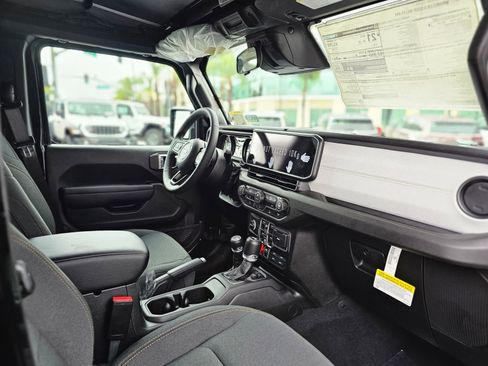 New 2026 Jeep Wrangler Unlimited Sport image 27