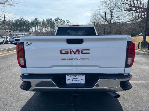 Used 2022 GMC Sierra 2500 Pro w/ Convenience Package image 6
