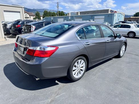 Used 2014 Honda Accord EX image 3