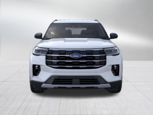 New 2026 Ford Explorer Active AWD/4WD image 8