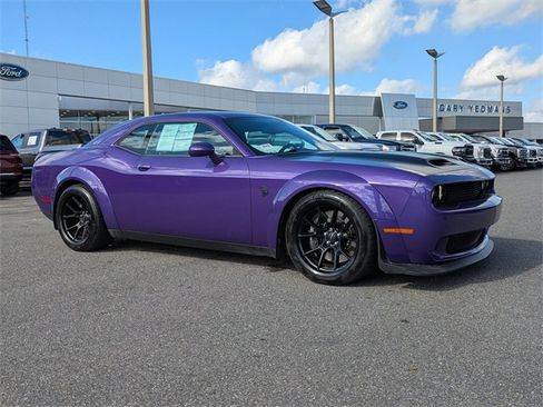 Used 2023 Dodge Challenger SRT Hellcat image 2