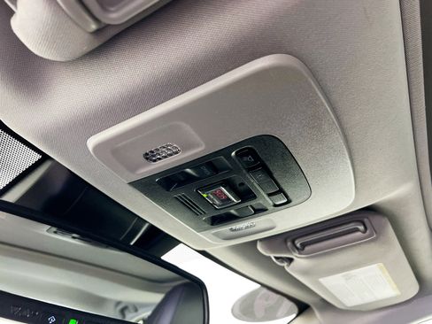 Used 2019 Toyota Camry XLE w/ Driver Assist Package image 22