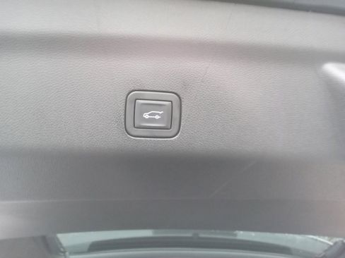 Used 2026 Cadillac Escalade ESV Sport w/ LPO, ONYX Package image 28