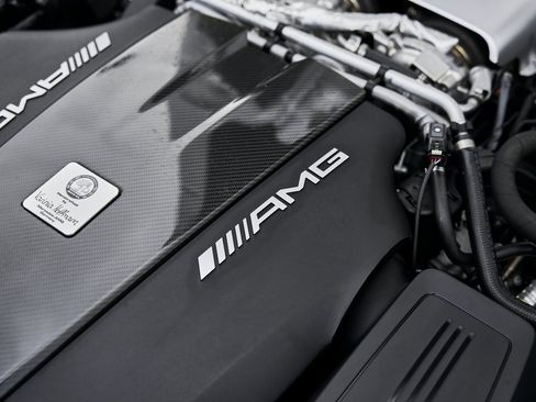 Used 2019 Mercedes-Benz AMG GT R image 30