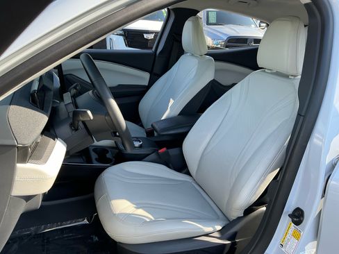 Used 2023 Ford Mustang Mach-E Premium RWD image 18