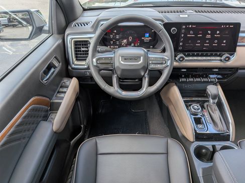 New 2026 GMC Canyon Denali AWD/4WD image 15
