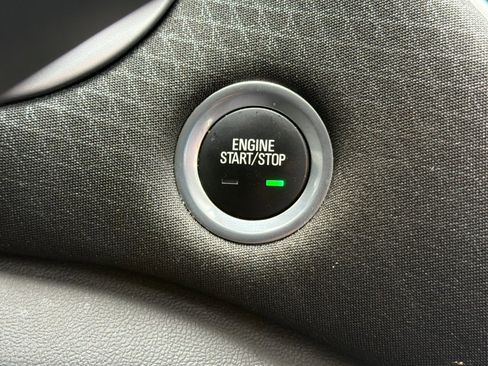 Used 2024 Chevrolet Malibu LT FWD image 20