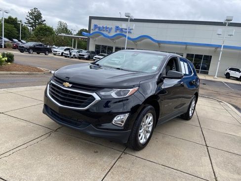 Used 2021 Chevrolet Equinox LT FWD image 4