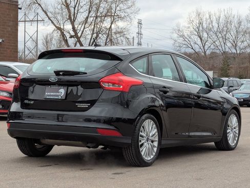 Used 2016 Ford Focus Titanium w/ Titanium Technology Package FWD image 11