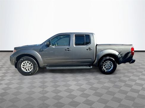 Used 2019 Nissan Frontier SV image 9