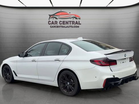 Used 2017 BMW 530i xDrive AWD/4WD image 3