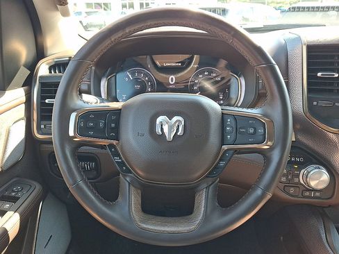 Used 2025 RAM 1500 Limited w/ Off Road Group AWD/4WD image 17