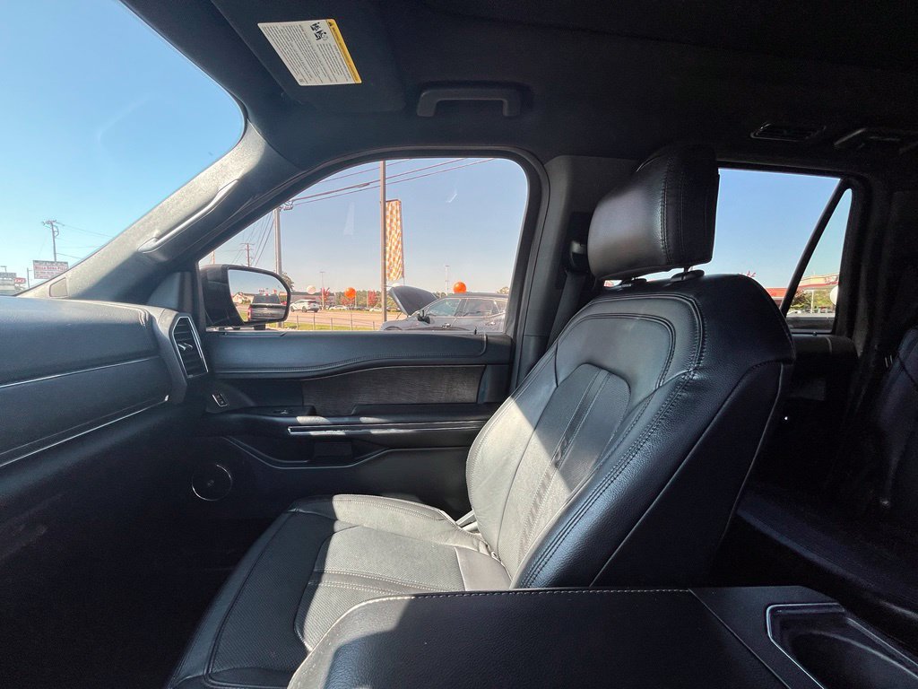 Used 2020 Ford Expedition Max Limited w/ Equipment Group 301A AWD/4WD image 27
