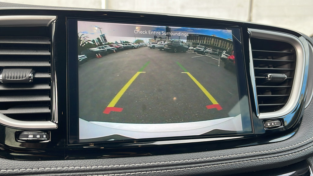 Used 2026 Chrysler Pacifica Select FWD image 26