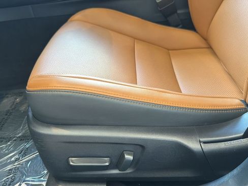 Used 2025 Lexus IS 350 F Sport w/ Accessory Package RWD image 19