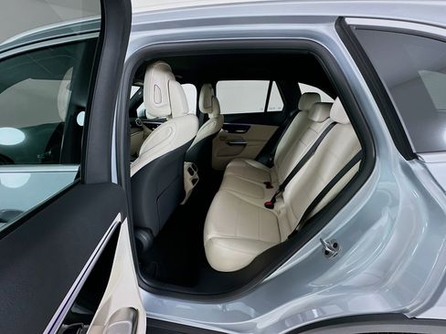 New 2026 Mercedes-Benz GLC 300 image 25