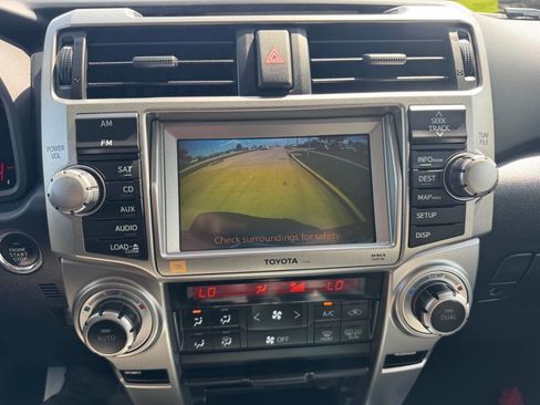 Used 2010 Toyota 4Runner Limited AWD/4WD image 14