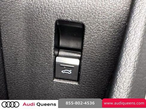 Used 2023 Audi e-tron S Premium Plus w/ Black Optic Package image 21