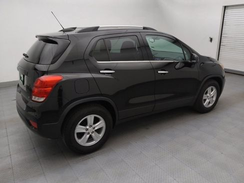 Used 2020 Chevrolet Trax LT w/ LT Convenience Package FWD image 10