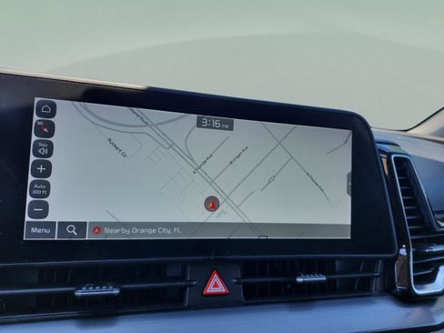 Used 2023 Kia Sportage EX image 28