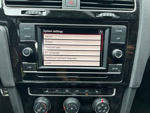 Used 2019 Volkswagen GTI Rabbit Edition image 13