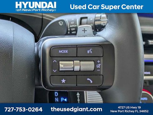 Certified 2024 Hyundai Santa Fe Limited AWD/4WD image 40