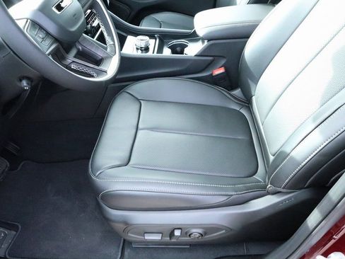 New 2025 Jeep Grand Cherokee Limited w/ Luxury Tech Group II AWD/4WD image 11