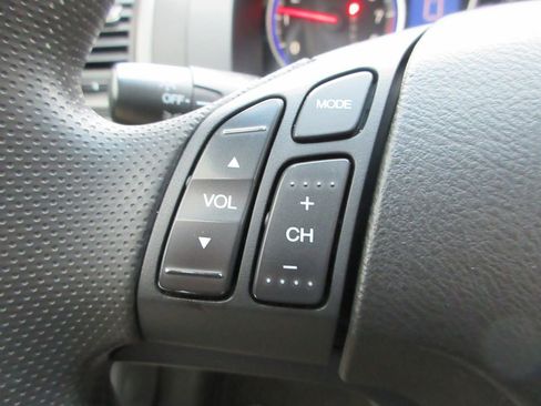 Used 2011 Honda CR-V SE image 24