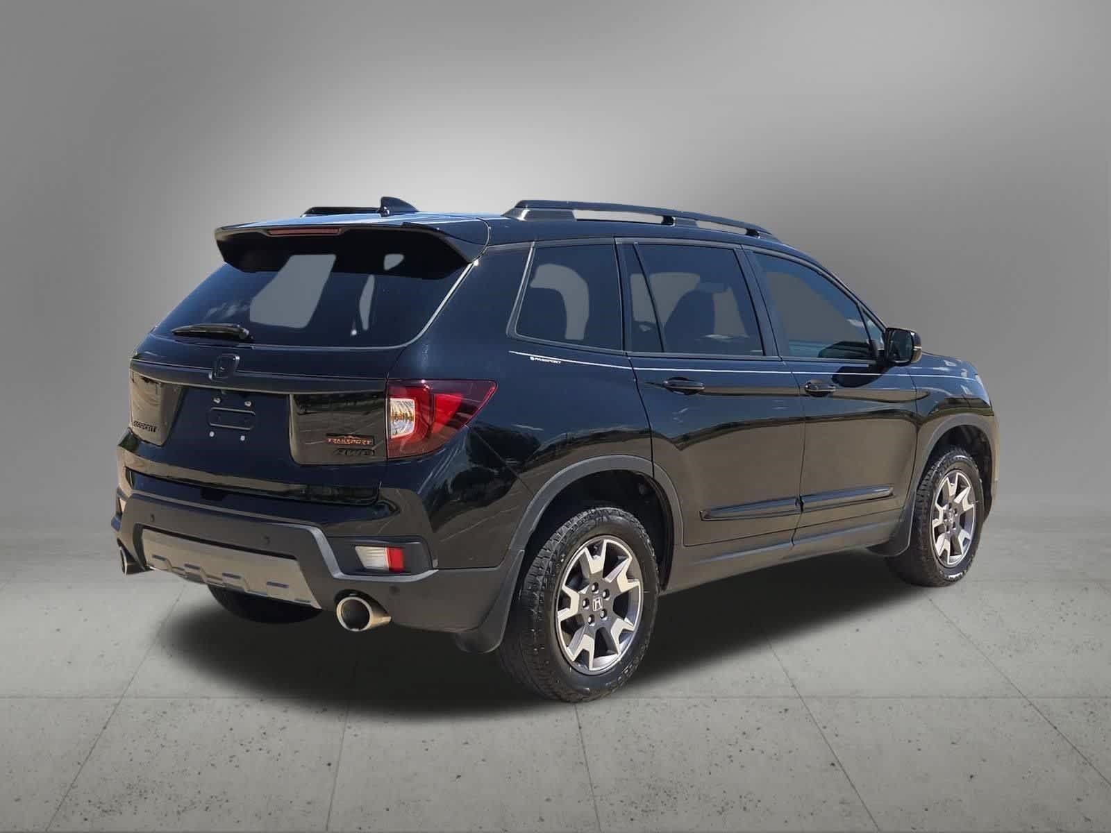 Used 2023 Honda Passport TrailSport image 6