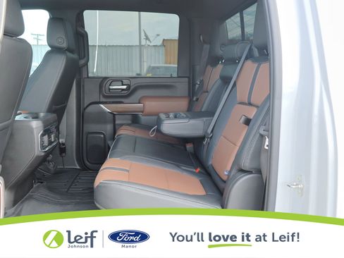 Used 2023 Chevrolet Silverado 2500 High Country w/ Safety Package II image 27